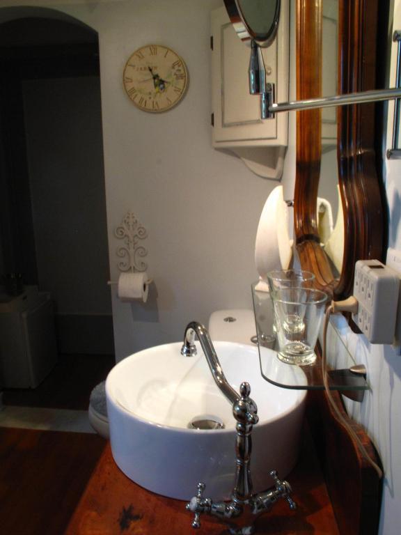 Omstead'S On Erie B&B Wheatley Bilik gambar