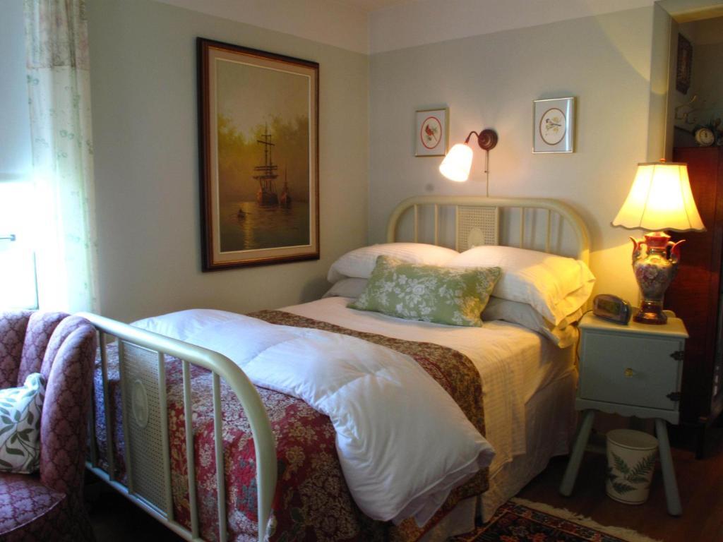 Omstead'S On Erie B&B Wheatley Bilik gambar