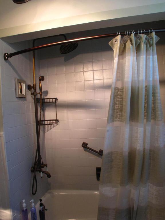 Omstead'S On Erie B&B Wheatley Bilik gambar