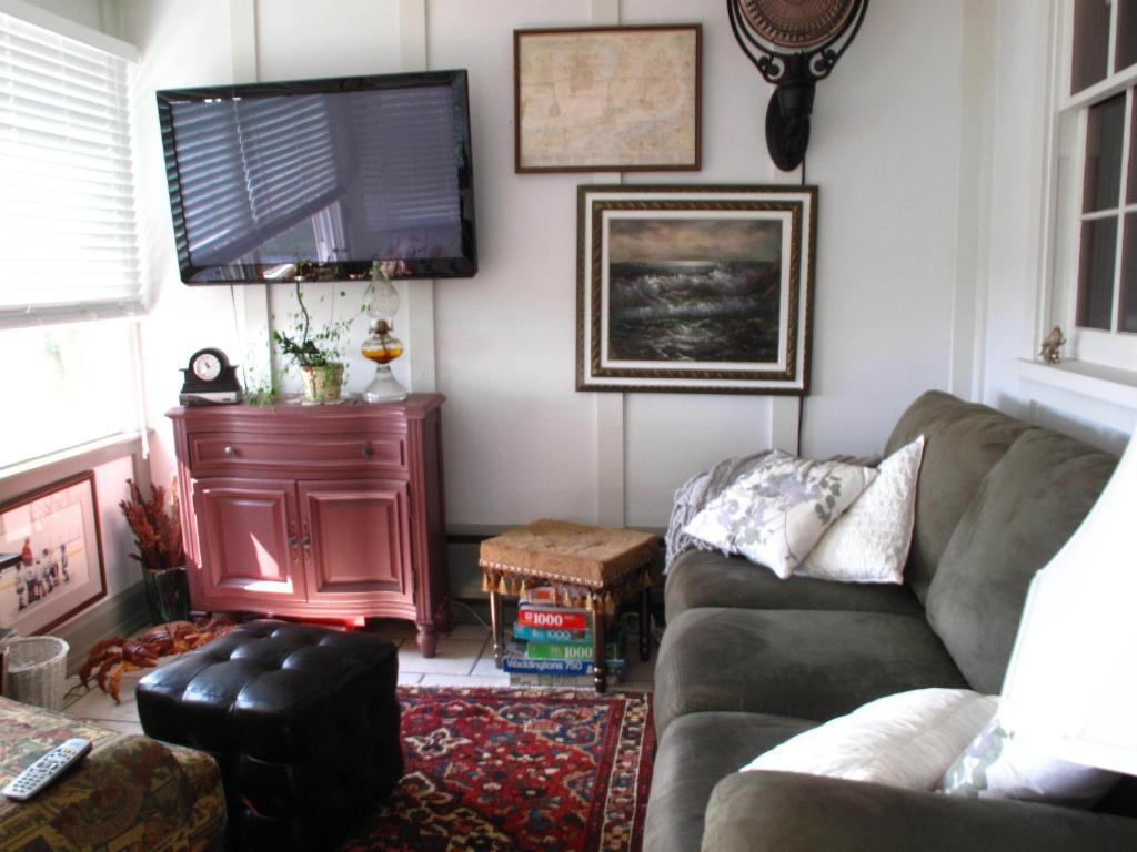 Omstead'S On Erie B&B Wheatley Luaran gambar